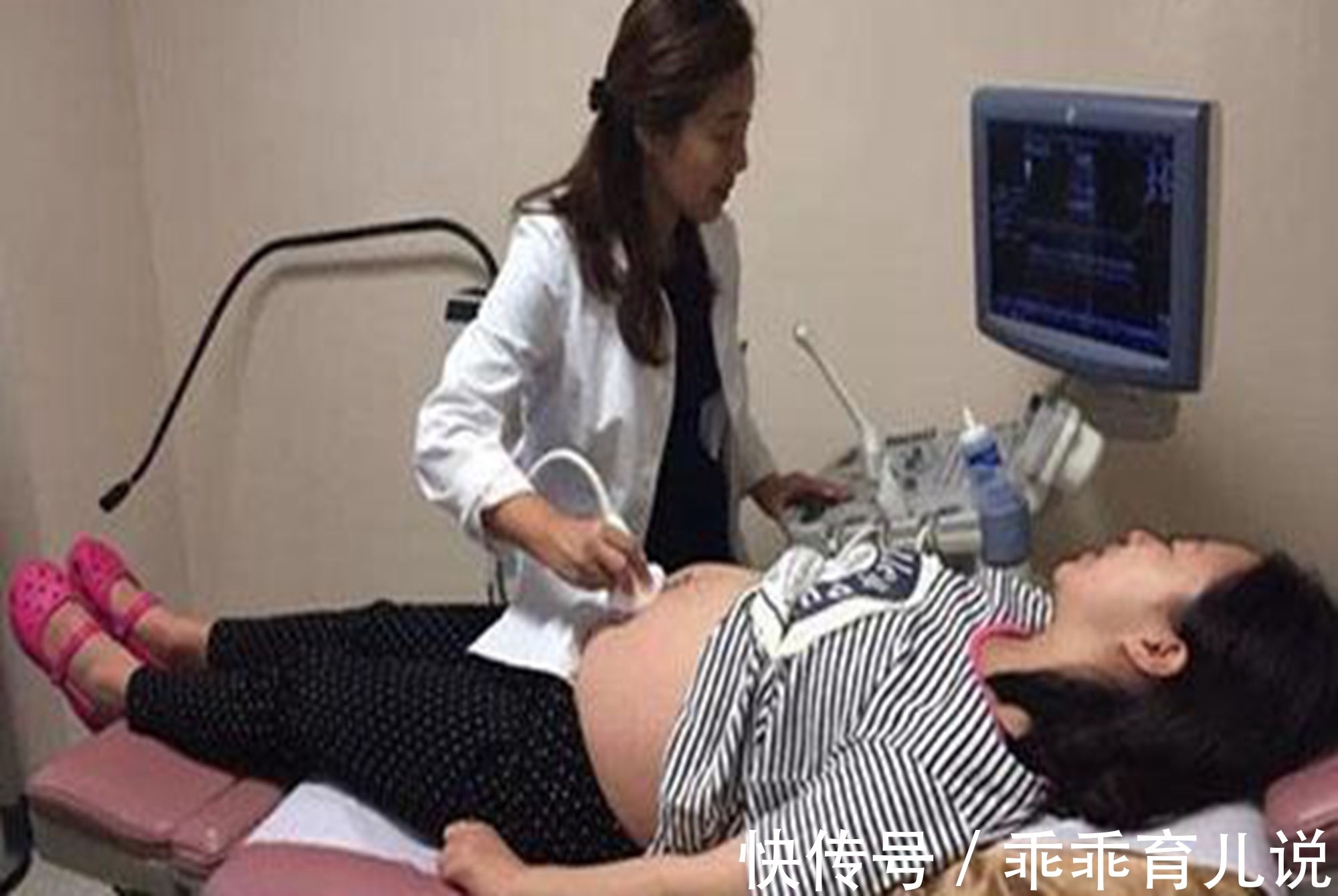 准妈妈们|畸形儿是怎么造成的？玩手机只是一个因素，孕妈们别在危险期犯傻