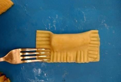 馅饼|快手香蕉馅饼,既简单又好吃,宝宝冬天吃水果也不怕凉了