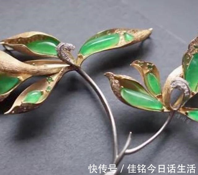 彩云追月@现代翡翠设计,颠覆想象,美不可言!现代翡翠设计,颠覆想象,美不可言!