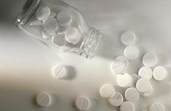 养花不够旺,用“3种溶液”浇灌一下,不仅长得旺,还越来越油绿