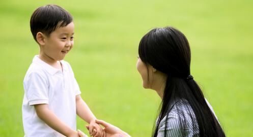 缺钙|表弟14岁身高1米8,从小就爱吃,钙是鸡蛋的20倍,轻松长高个