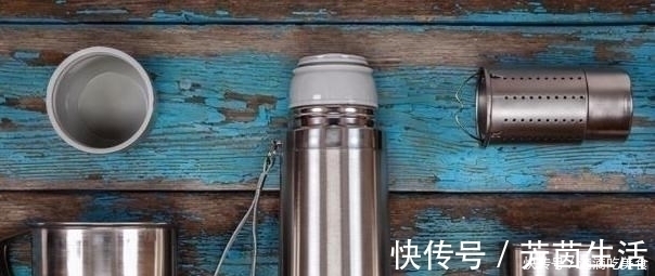 不锈钢|“夺命保温杯”被曝光,放入热水出来却是毒水,很多家长仍在购买
