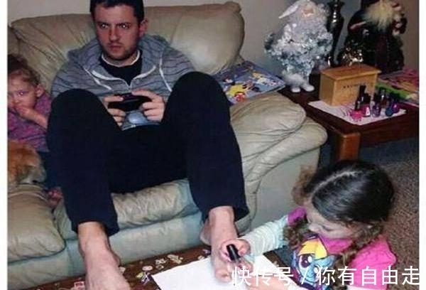 |搞笑段子:不怕猪一样的队友,就怕猪一样的对手!