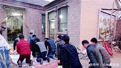 观点|叩头拜年是传统文化延续,还是封建陋习?你怎样看?持什么观点?