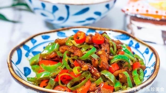 一到夏天,老公就馋它,3块钱炒一碗,端上桌吃到碗都舔干净