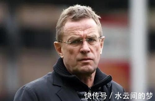 主教练|上午7点!曼联发生争议大事件C罗很难堪,球迷骂声一片