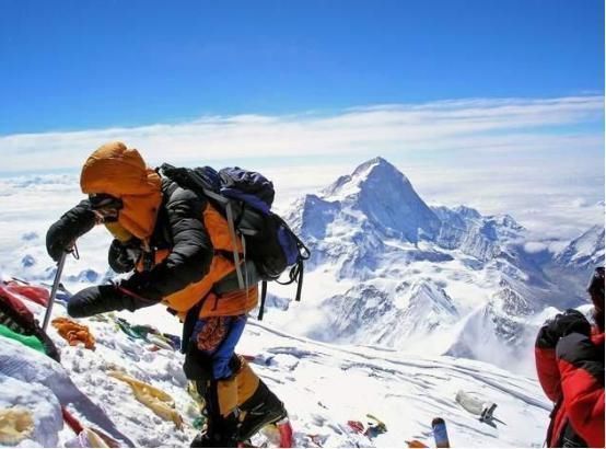 现实 霍金预言正在成为现实,珠峰顶部发现微塑料,微塑料或将侵入大脑