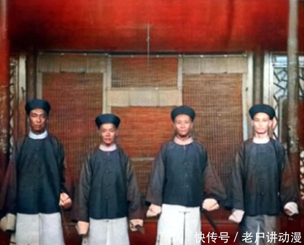 慈禧太后|老照片:真实的清宫大内侍卫,个个武艺高强,图7是慈禧太后贴身侍卫