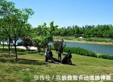 开篇@陆游夏末郊游,写下一首七律,开篇就直抒胸臆,尾联更值得细读