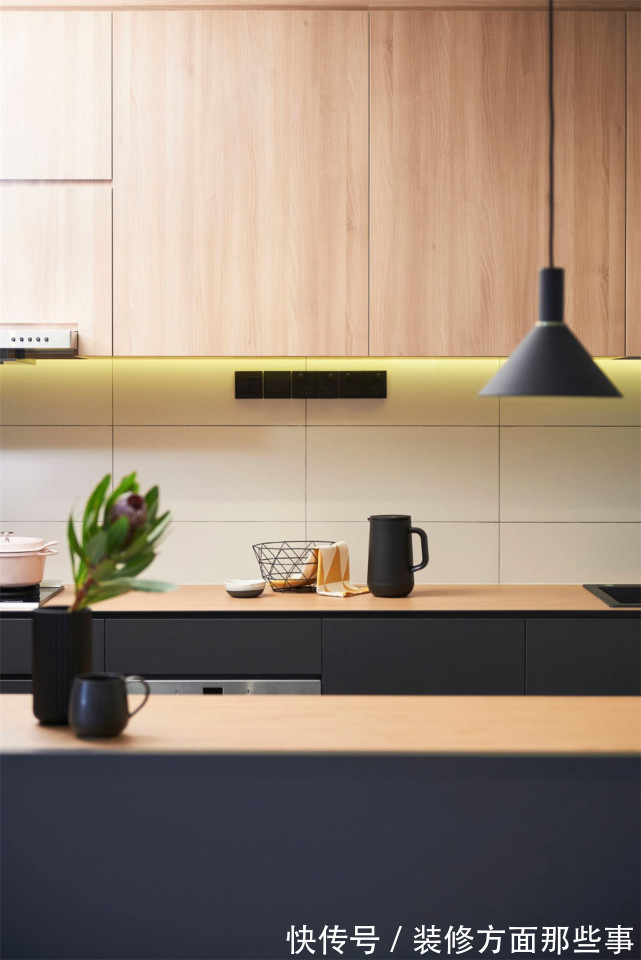 餐厅|96平 ?? 客厅和餐厅结合简单又简洁,还有一个孩简易游乐园