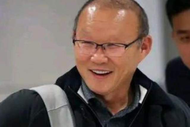 朴恒绪|越南队2大主力前锋全部复出:主帅朴恒绪豪言必须拿下中国队!