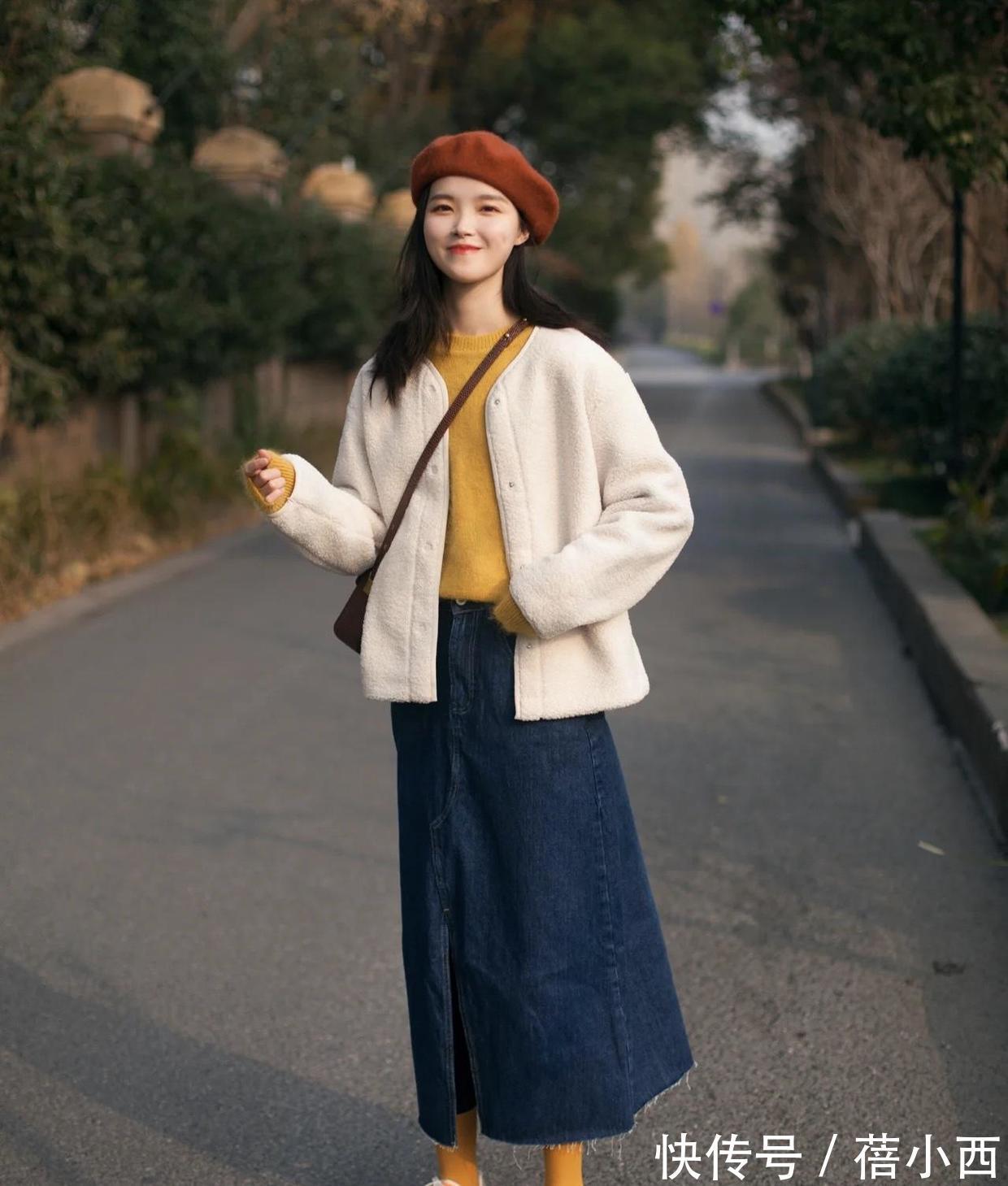 五分裤|冬季赶时髦就穿“羊羔毛外套”,温暖又时髦,配裤子、裙子都好看