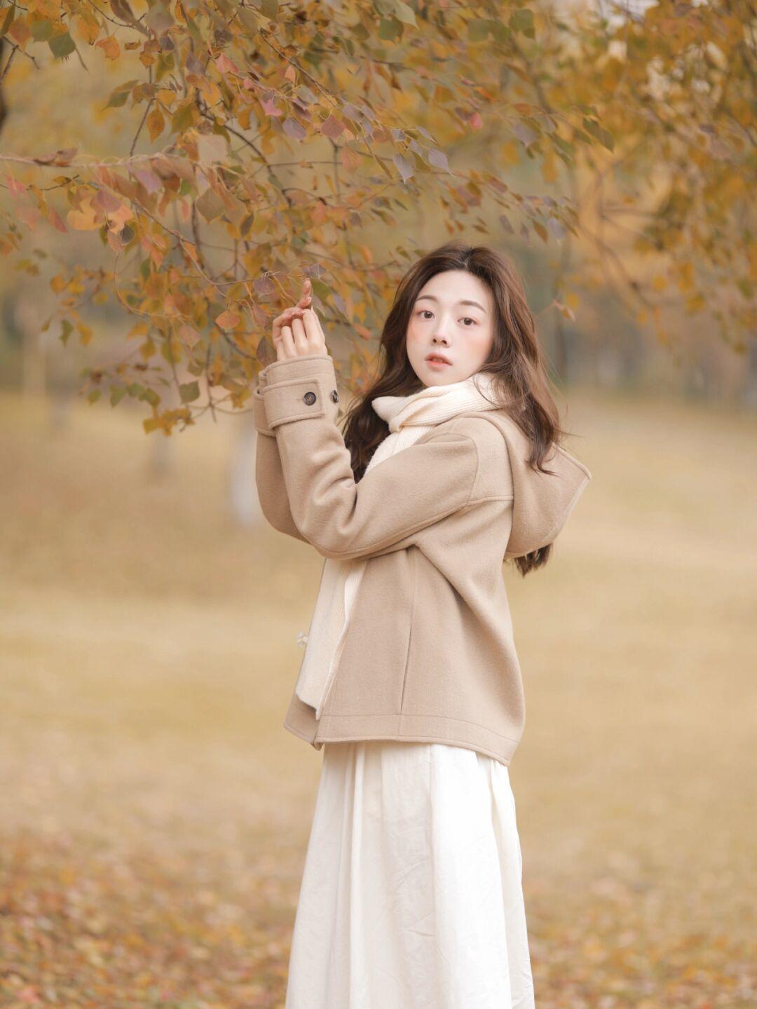 半身裙|没有高颜值、大长腿也别焦虑,试试“毛呢外套”,太适合普通大众