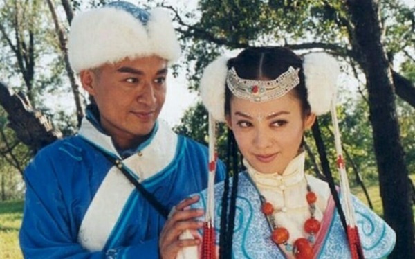 嫁给皇太极|孝庄多尔衮皇太极“三角恋”真相:没有青梅竹马,更没有横刀夺爱