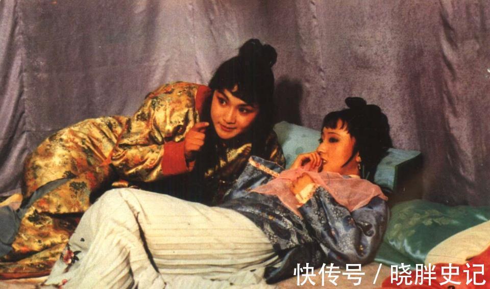 宝玉|为何林黛玉对花袭人都是褒扬,而花袭人对林黛玉多是贬低呢?