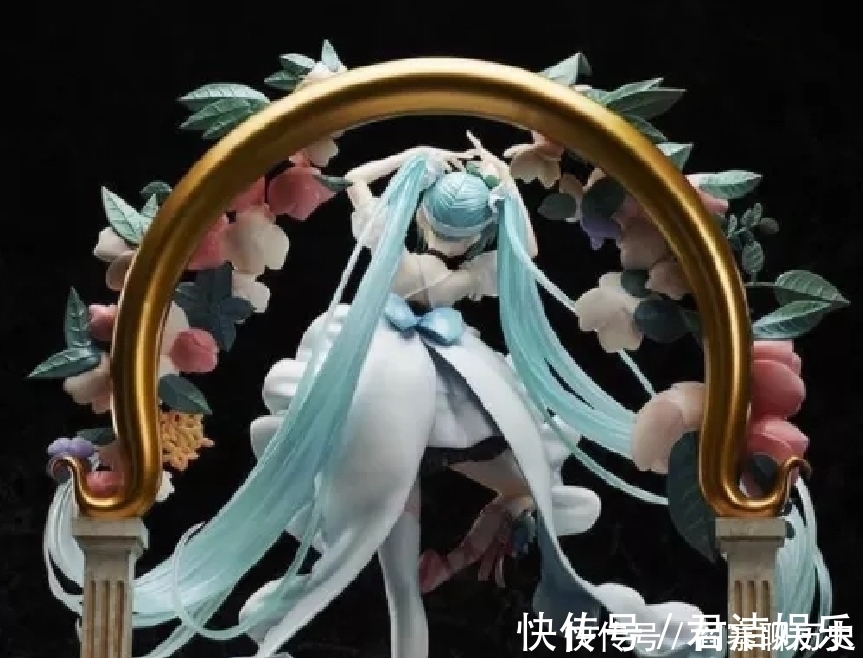 初音|初音未来惊现绝美手办，看到这双红绳“阴阳腿”，网友：owsl