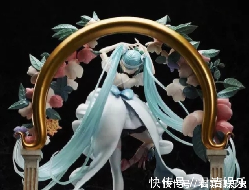 初音|初音未来惊现绝美手办,看到这双红绳“阴阳腿”,网友:owsl