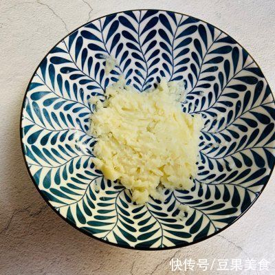  朋友一来就做蔓越莓山药小饼，吃得皆大欢喜好回家