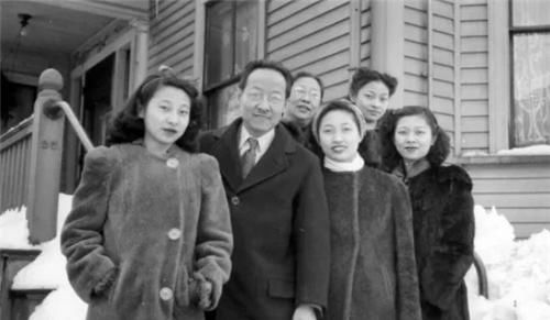 他发明了1个汉字,被中国女性连骂了3年,如今每个女性都在用