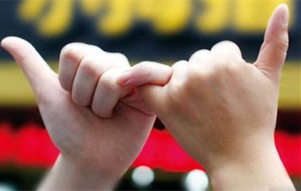 小拇指|动动小拇指，每天5分钟，补肾安神，失眠少了，白头发也少了！