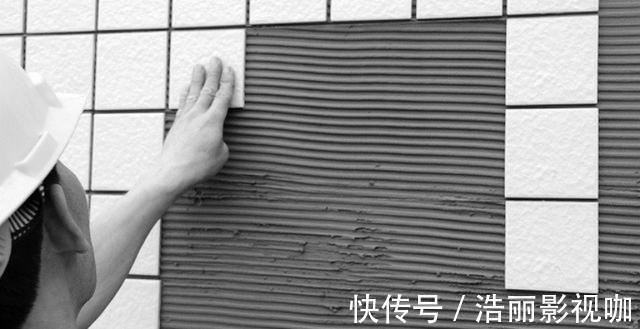 买房子的人|水泥贴砖已经过时,看看新式的贴砖方法,质保二十年不脱落