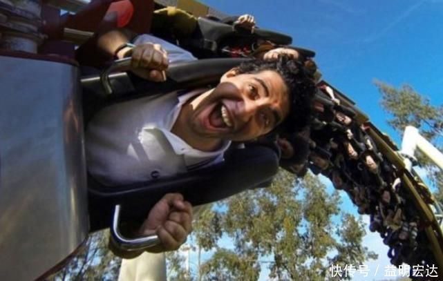 蹦极|近视600度以上,这3件事要早戒,当心导致“视网膜脱落”