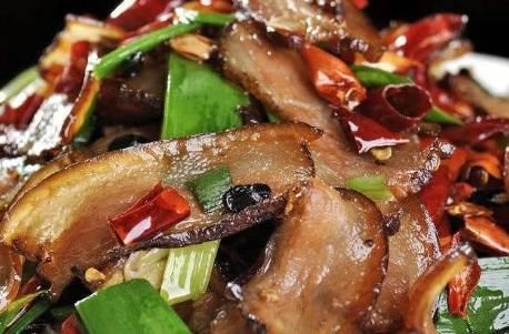 高血压|不想脑出血,4种食物高血压患者最好不要碰,贪吃小心血压飙升!