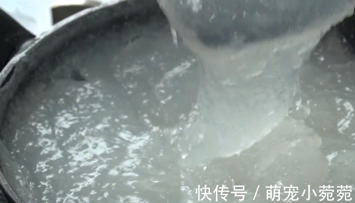 冷藏|天热想吃凉粉,不用出去买,在家做一大盆,清凉滑嫩吃不完!