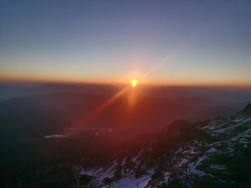老年|大年初一带你看看“金山银山” 红红火火一整年！