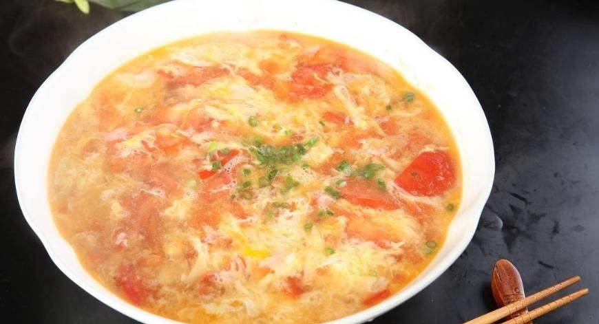 小宝宝|产后婆婆做的月子餐,我吃哭了,老公骂我矫情,体验一天后他哭了