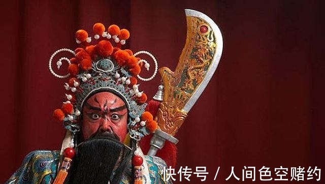 新兵!新兵入伍磨刺刀,老兵:不要磨得太锋利,越锋利,你就死得越快