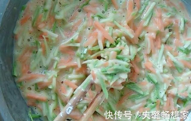 网红早餐蔬菜饼,营养丰富,几分钟就做好,比肉都香,孩子超爱吃