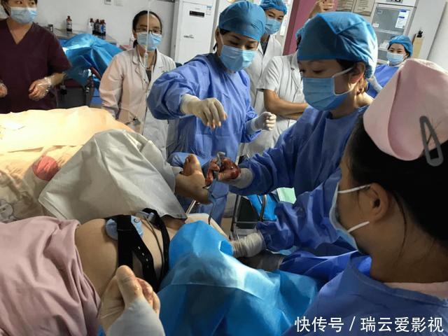 宝爸|“宁可让男医生备皮，也不愿老公动手”，宝妈的回答，让丈夫自责