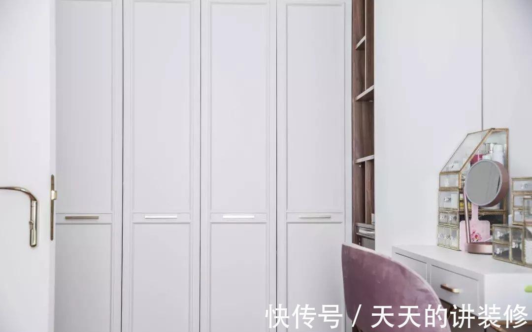 轻奢范|67平的小户型二居室,破旧老房焕发新生,轻奢感十足