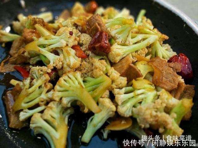 老丈人办升学宴,我随礼一千元,看看他安排的这桌菜,值多少钱