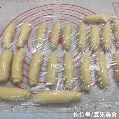 全家|蛋黄酥，全家都爱吃！方便又好做