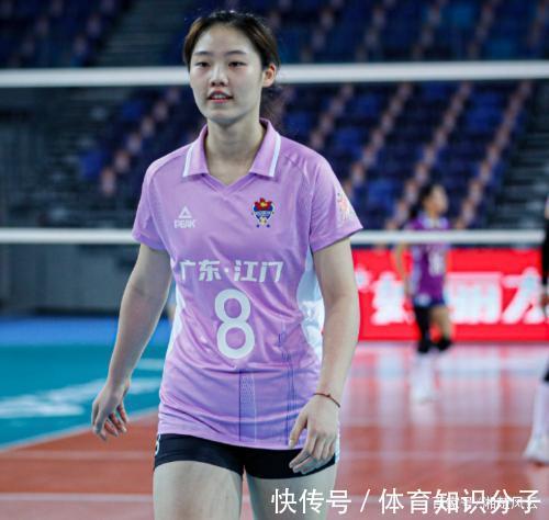 朱婷|新一届中国女排国家队如何组建?需新老结合,加快年轻球员的培养