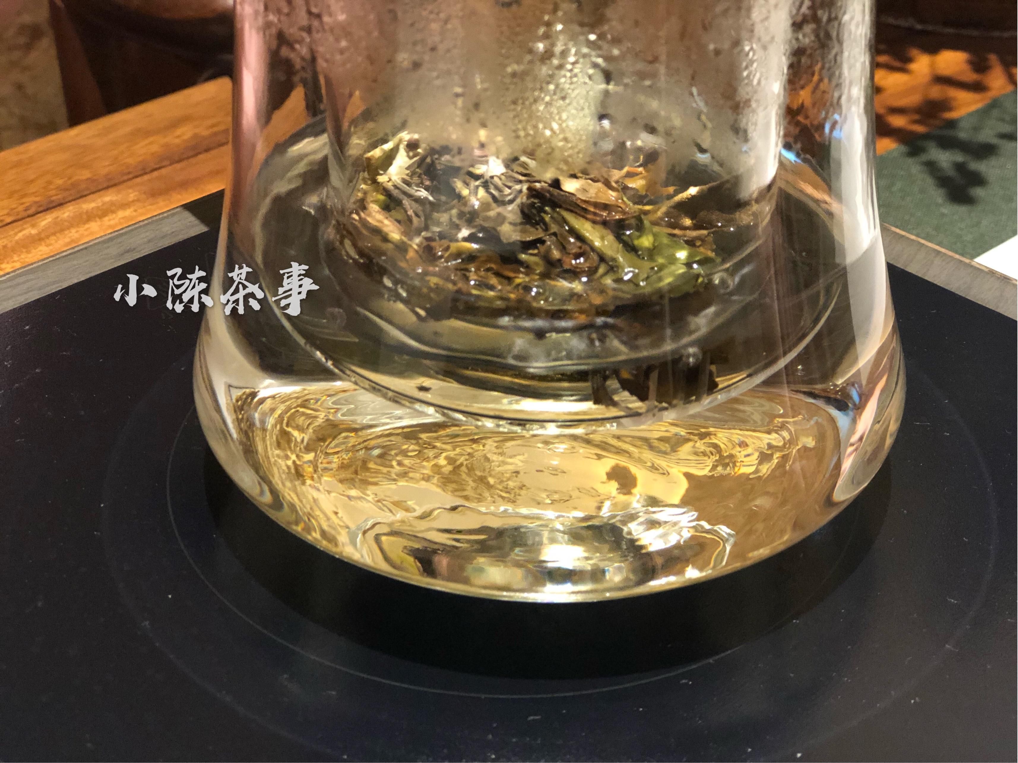 内含物质|有种“想哭”，叫煮了绿茶，六大茶类中，究竟哪些茶适合煮茶呢