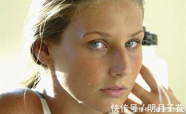 绝经|女人绝经并非越晚越好,若能在这个年龄段绝经,或许更健康