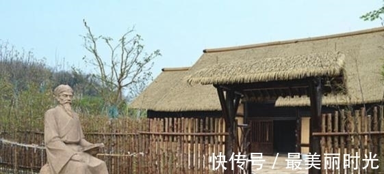 冷斋夜话$此人在雨天写下一句千古名诗, 后来续写的人很多, 都如画蛇添足