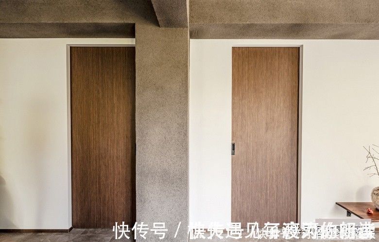 沐宸|她把家布置得像个“寺庙”,室内静谧安宁很舒适,让生活回归简单