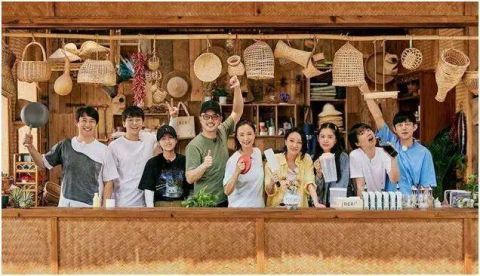 黄磊|《向往的生活5》最烦人嘉宾,何炅不留情面,黄磊难掩嫌弃,他是谁?