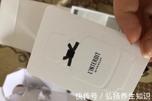 眼影 纪梵希四色眼影盘好用吗,纪梵希口红到底怎么样!