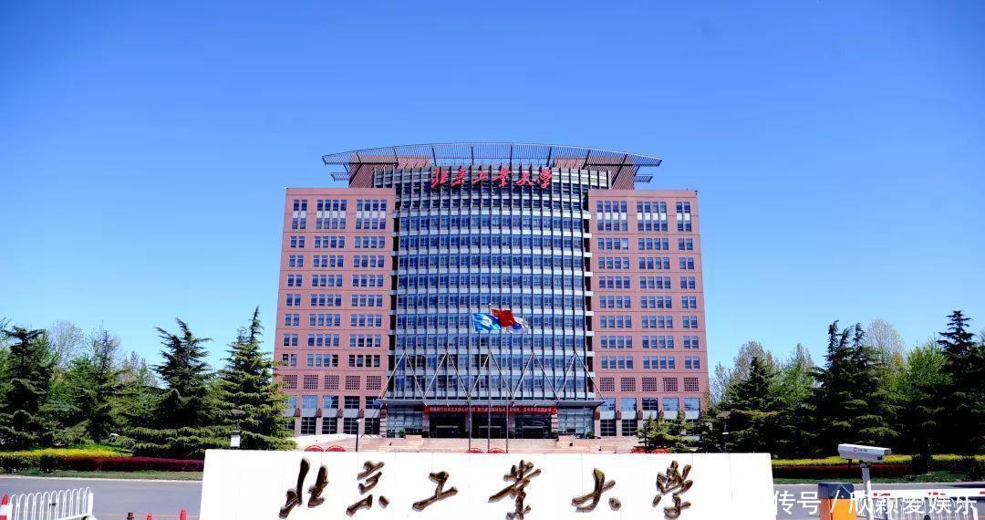 马云|中国小灵通之父带马云拜见了李嘉诚,让孙正义豪赚1500亿美元