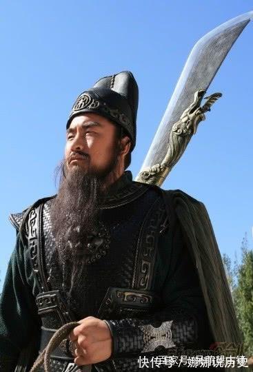 林冲|梁山中谁最能打贴身肉搏战,不是卢俊义公孙胜鲁智深林冲关胜武松