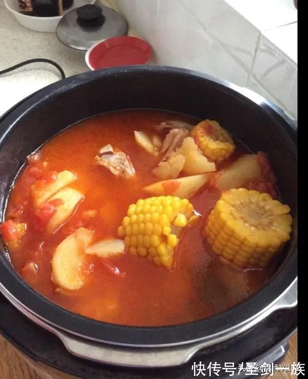 朋友聚餐来家里吃饭，做了这12道菜，全部光盘，朋友：让我去开店