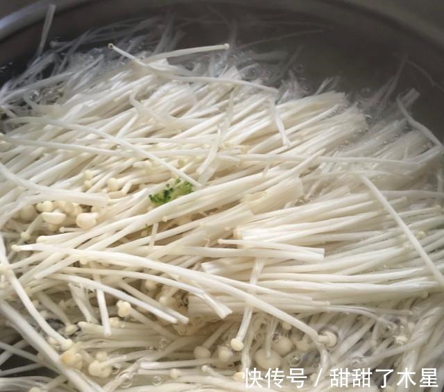 凉拌金针菇,爽口开胃,好吃又低脂!