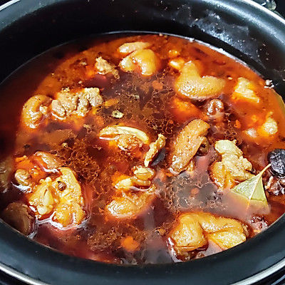 香辣卤猪脚这样做