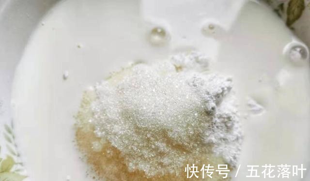 香甜|不要烤箱!教你做软糯香甜的小甜点,一看就会,操作简单没难度!