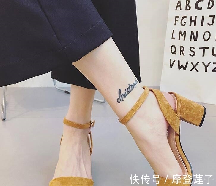 职业|职业通勤的高跟凉鞋,独属女人的自信魅力